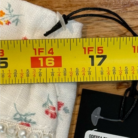 NWT Wildfox Odessa Top Snow White Stem Floral - Picture 4 of 10